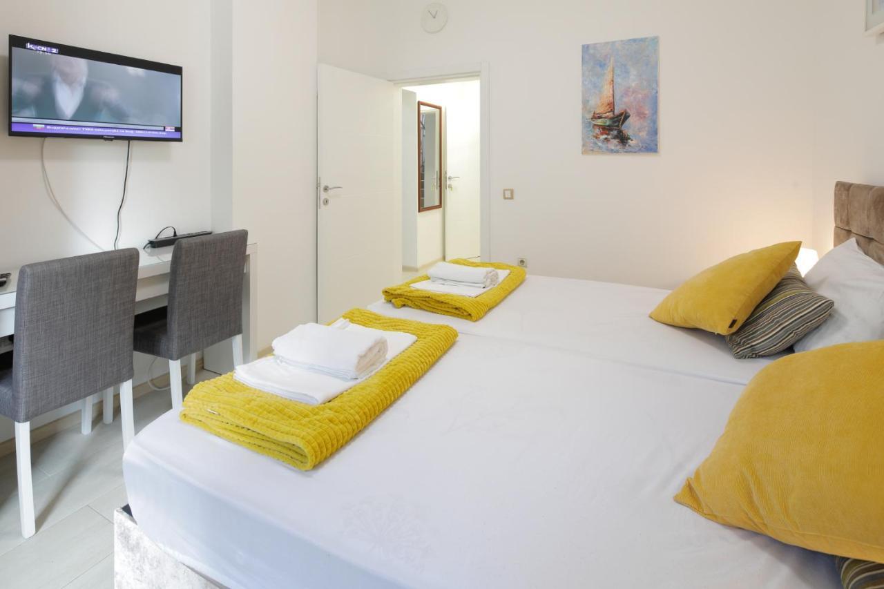 סורצ'ין Aviator Apartments & Rooms Nikola Tesla Airport Belgrade מראה חיצוני תמונה