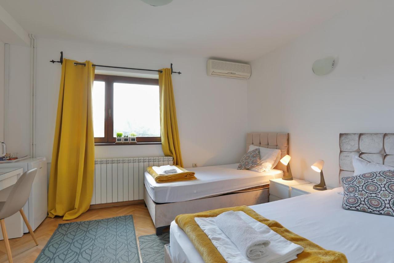 סורצ'ין Aviator Apartments & Rooms Nikola Tesla Airport Belgrade מראה חיצוני תמונה